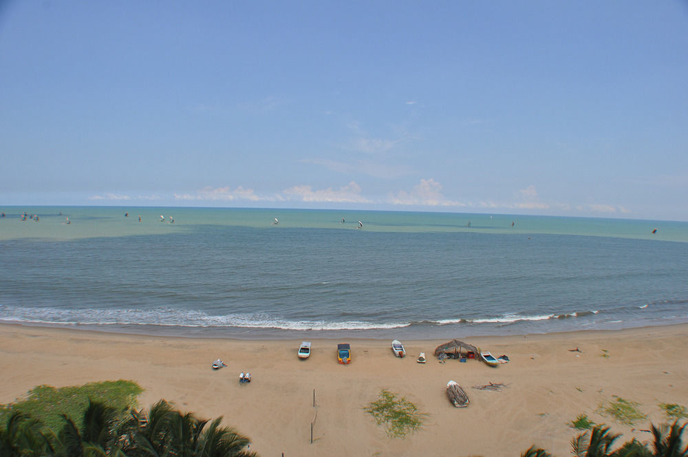 Beacon Beach Hotel Negombo होटल 4*